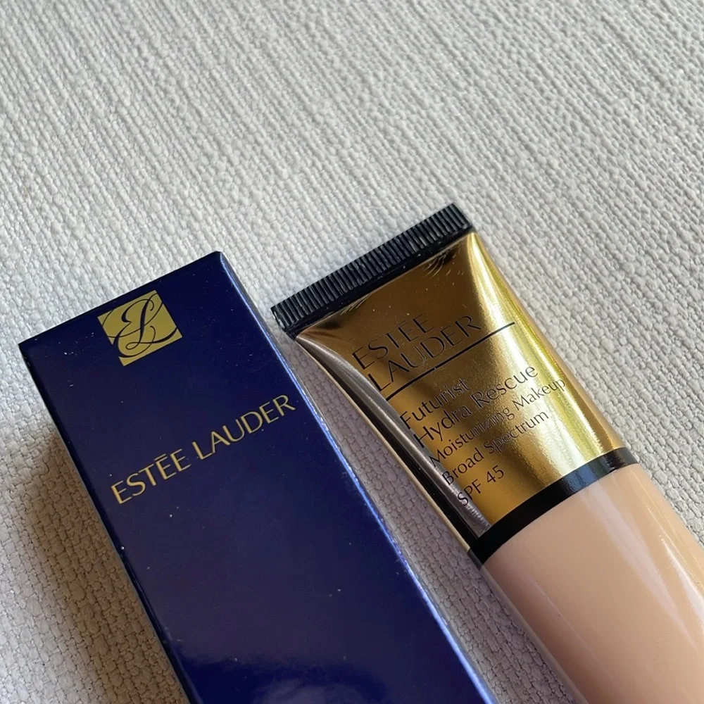Estee Lauder Futurist Hydra Rescue Moisturizing foundation - 1N2